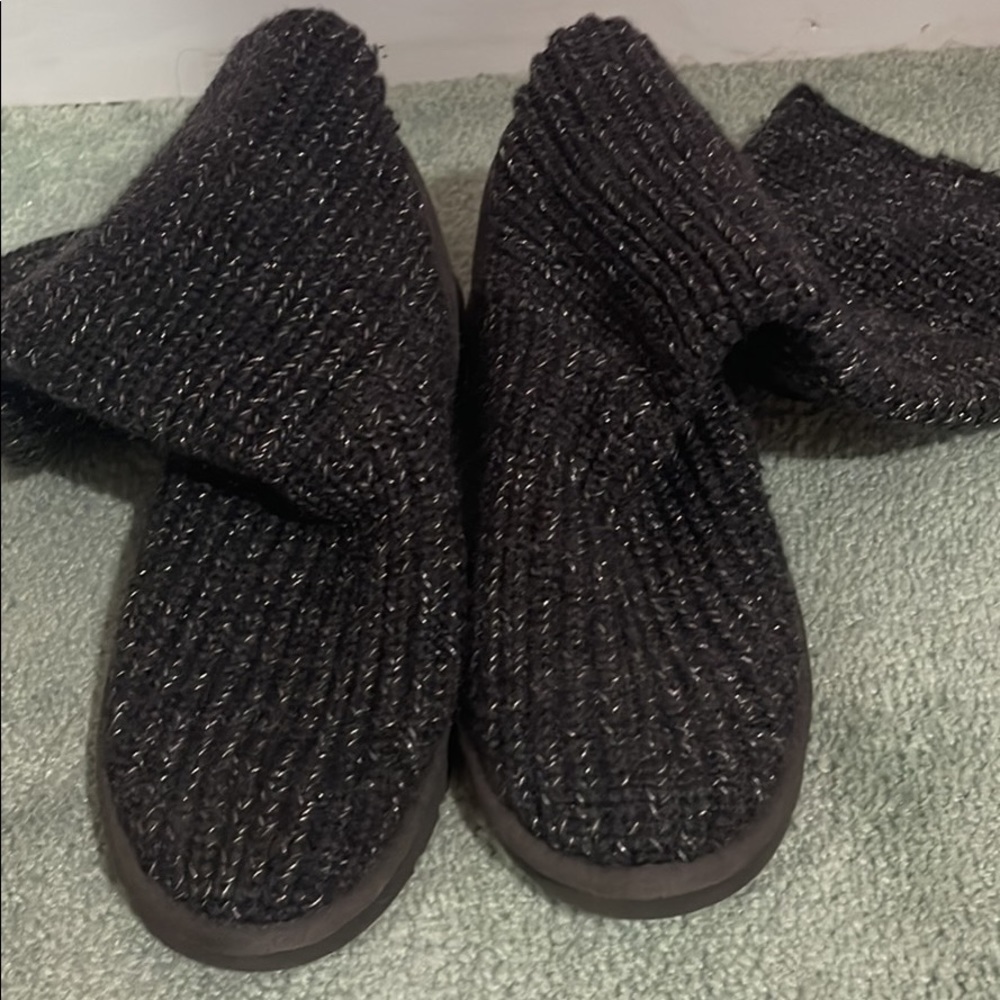 Cardi UGGs